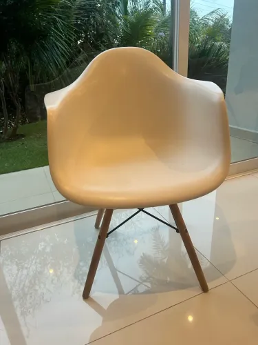 Cadeiras Charles Eames