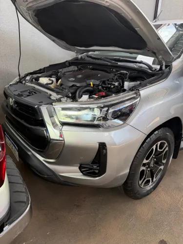 Toyota Hilux CD SRX 4X4 2.8 TDI 16V Diesel Aut. 2023