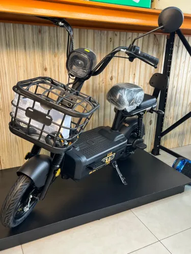 BICICLETA BLACK FISH 500W PRETO BATERIA DE CHUMBO 48V 12AH MARCA GTS