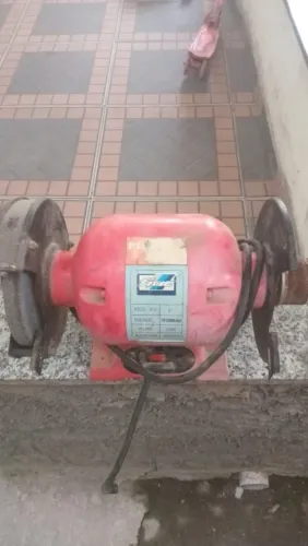 Vendo esmeril pro 300 reais
