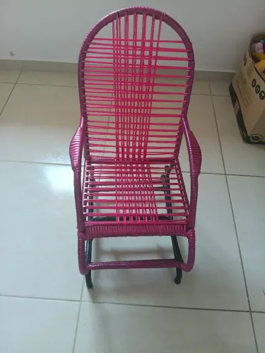 Cadeira de balanço infantil