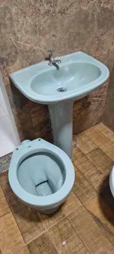 Pia e vaso sanitário 