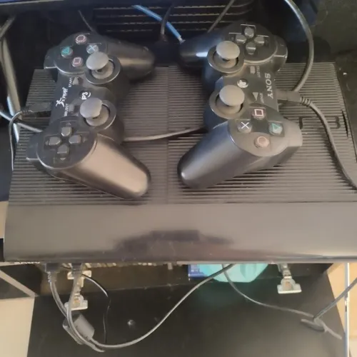 Playstation 3 slim (olhar descrição)