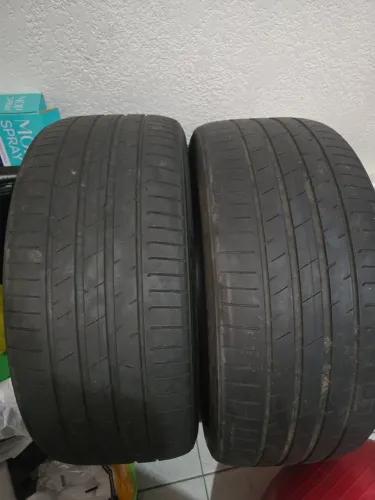 Pneus 22/275/40