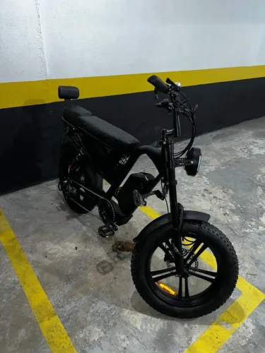 Bicicleta elétrica 1000 W 60 Km autonomia, 2 lugares