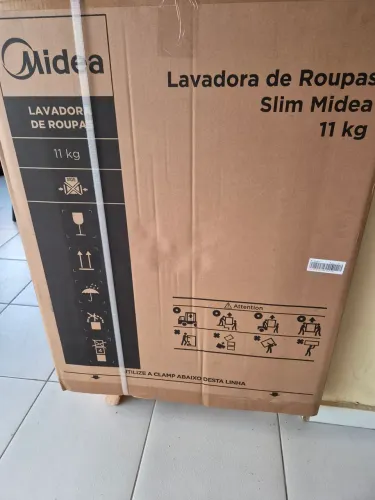 Máquina de Lavar na caixa