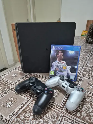 PS4 SLIM 500GB