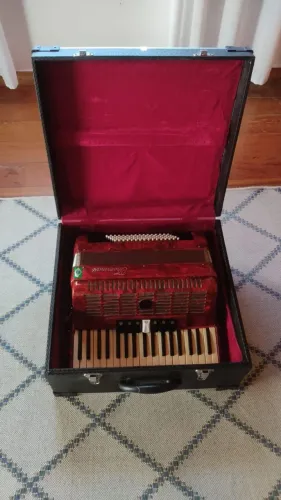 Vendo Acordeon - Super Nova
