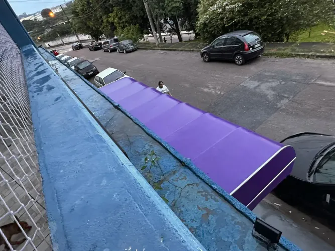 Toldo roxo 1 ano de uso 3.50 por 1.60