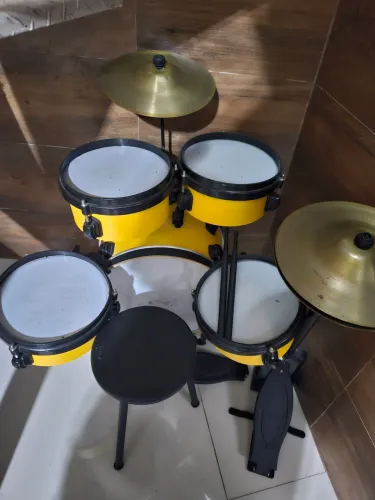 RMV Rock Kids I I bateria musical de brinquedo Amarelo Criança