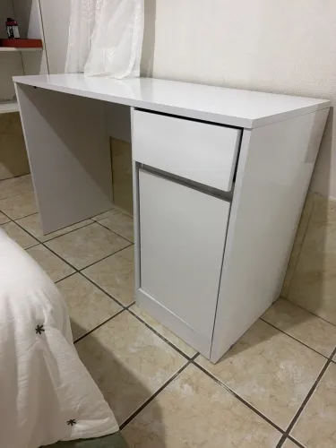 Vendo escrivaninha