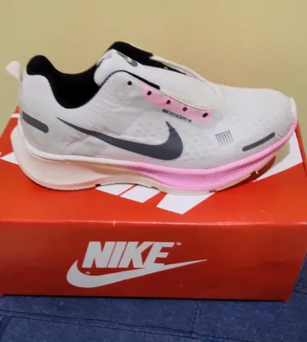 Tênis Nike zoom