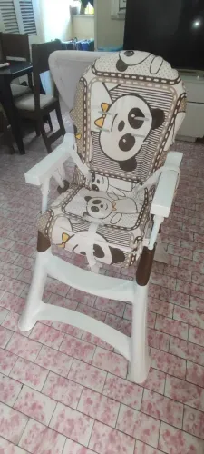 Cadeira de Alimentação Alta Premium Panda Galzerano - Segura, Confortável e Prática