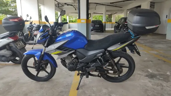 Fazer Yamaha excelente estado.