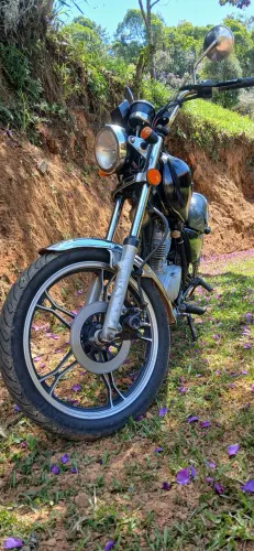 Vendo suzuki intruder 2006 125