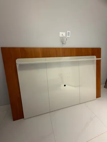 Painel para TV Arc Off White/Natural 180cm