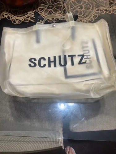 Bolsa bege de mão 