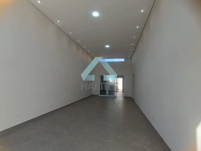 Altos do Ouro Verde !! 3 quartos sendo 1 suíte com closet e Piscina