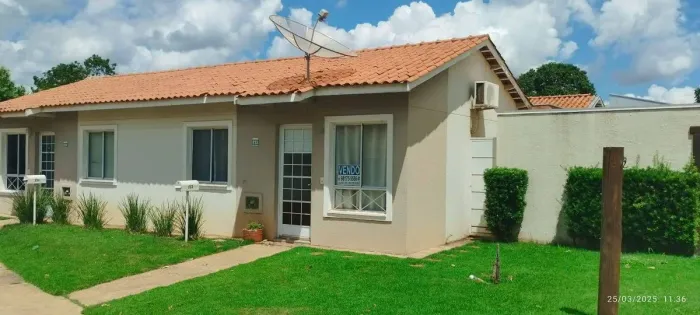 Casa de Condomínio com 2 quartos à Venda, Parque Residencial Rita Vieira - Campo Grande