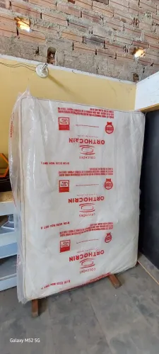 Colchão Casal marca Bello Box