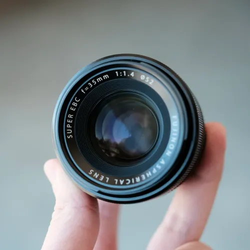Lente Fujifilm XF 35mm f/1.4 - Excelente