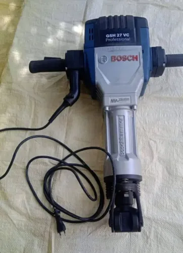 Martelete Rompedor Bosch GSH 27 VC - Seminovo (Oportunidade)