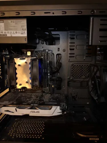 PC GAMER I5 8600k + GTX 1060