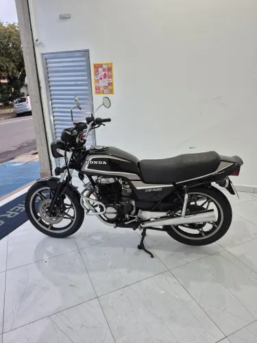 Honda CB400 1983