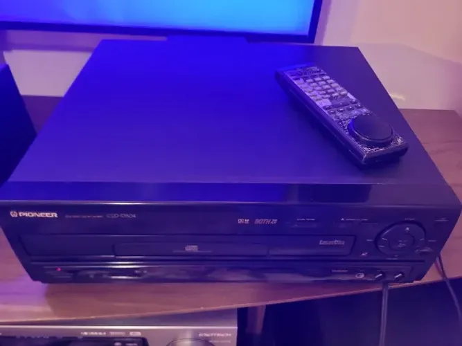 Laserdisc Pioneer CLD D502