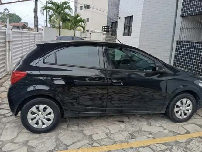 Chevrolet Onix Hatch LT 1.0 8V Flex Mec. 4P 2018