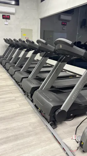 Esteira Movement RT 150 Led