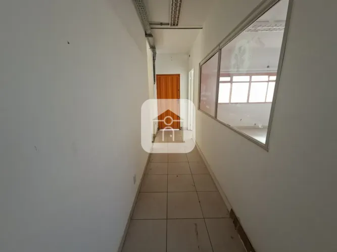 Loja comercial para locação bairro Daniel Fonseca
