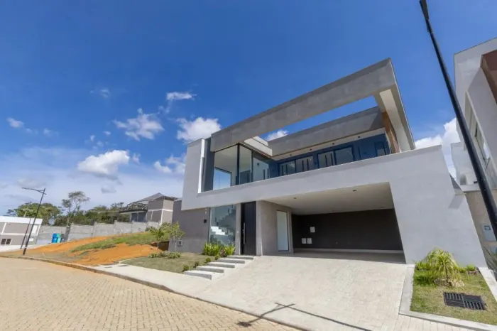 Casa com 4 suítes à venda, 367 m² por R$ 2.090.000 - Aeroporto - Juiz de Fora/MG