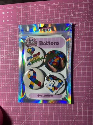 Bottons e Foto Ímãs Personalizados - Escolha o Seu Tema!