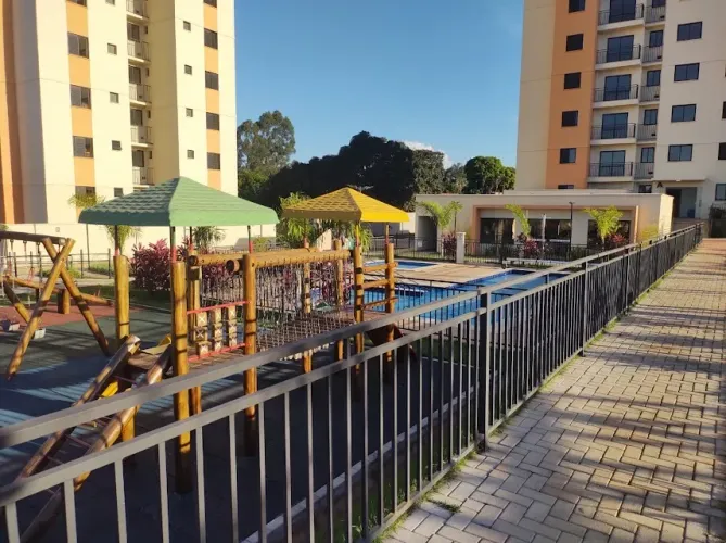Aluga - se Apartamento no Condomínio Residencial Encanto
