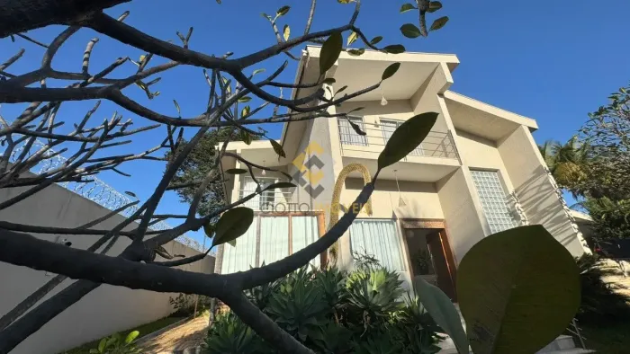 BAIRRO GARÇAS CASA MARAVILHOSA