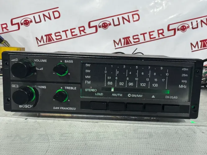 Auto radio Bluetooth Bosch São Francisco seminovo na oferta só 650,00