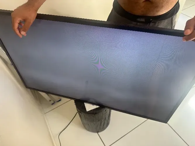 VENDO TV SAMSUNG 43 POLEGADAS PARA RETIDADA DE PEÇAS, Tv com defeito