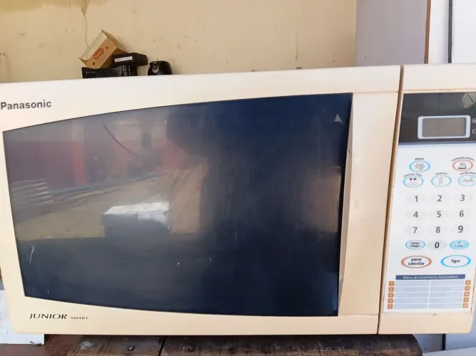 Micro-ondas funcionando  130,00