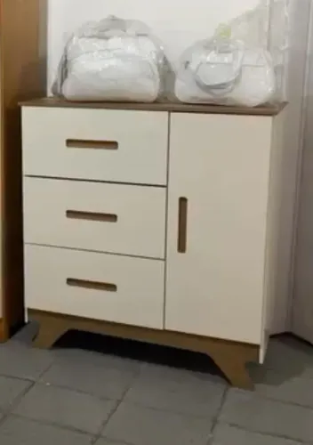 Cômoda infantil nova ainda nao foi utilizada