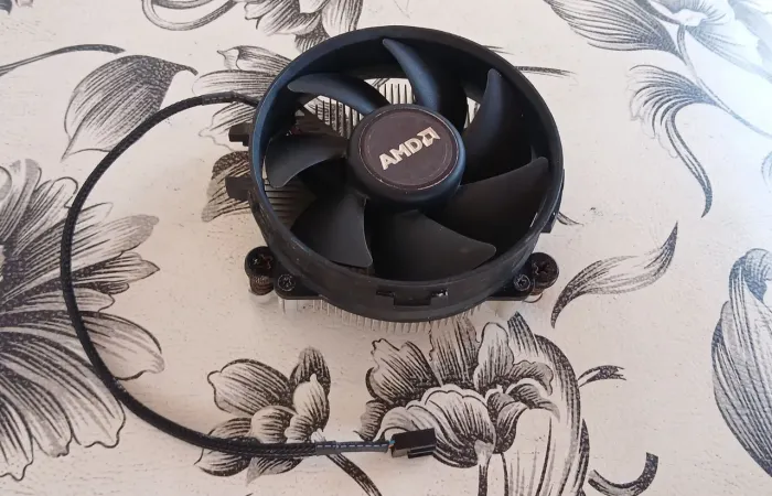 Cooler AMD