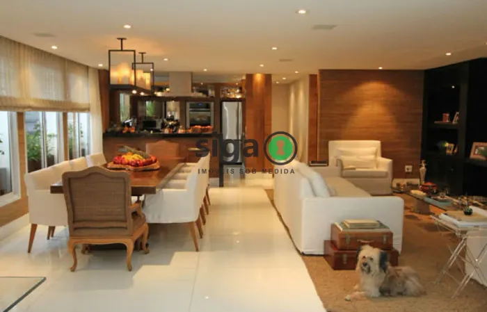 Bem-vindo ao Seu Novo Lar: Quadriplex de Alto Padrão