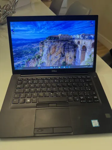 Notebook Dell Latitude 7490 | Intel Core i7 | 8GB RAM | SSD M.2 240GB | Windows 11 Pro