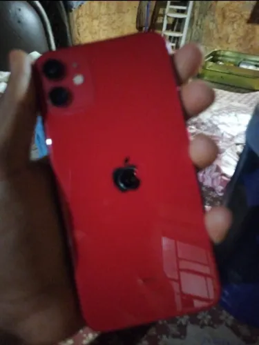 iPhone 11 vermelho 64gb