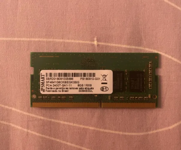 Memória RAM 8GB DDR4 2400 MHz usada