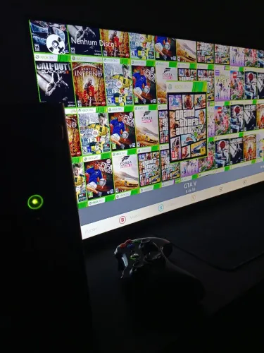 Xbox 360 Super Slim - Desbloqueado