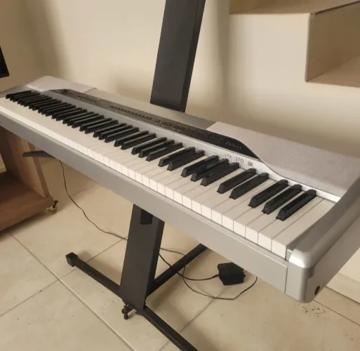 Piano Casio Privia PX 310 Ótimo!!