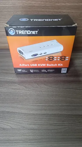 Chaveador Switch TRENDnet TK-407K, avalio trocas.