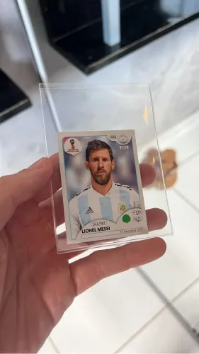 Messi figurinha Copa do Mundo 2018 Rússia em perfeito estado 