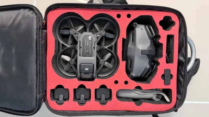 DJI Avata Pro-View Combo + Fly More 3 baterias + Hard Case, praticamente novo na caixa
